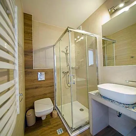 Dw Maria 2 Bed & Breakfast 3*